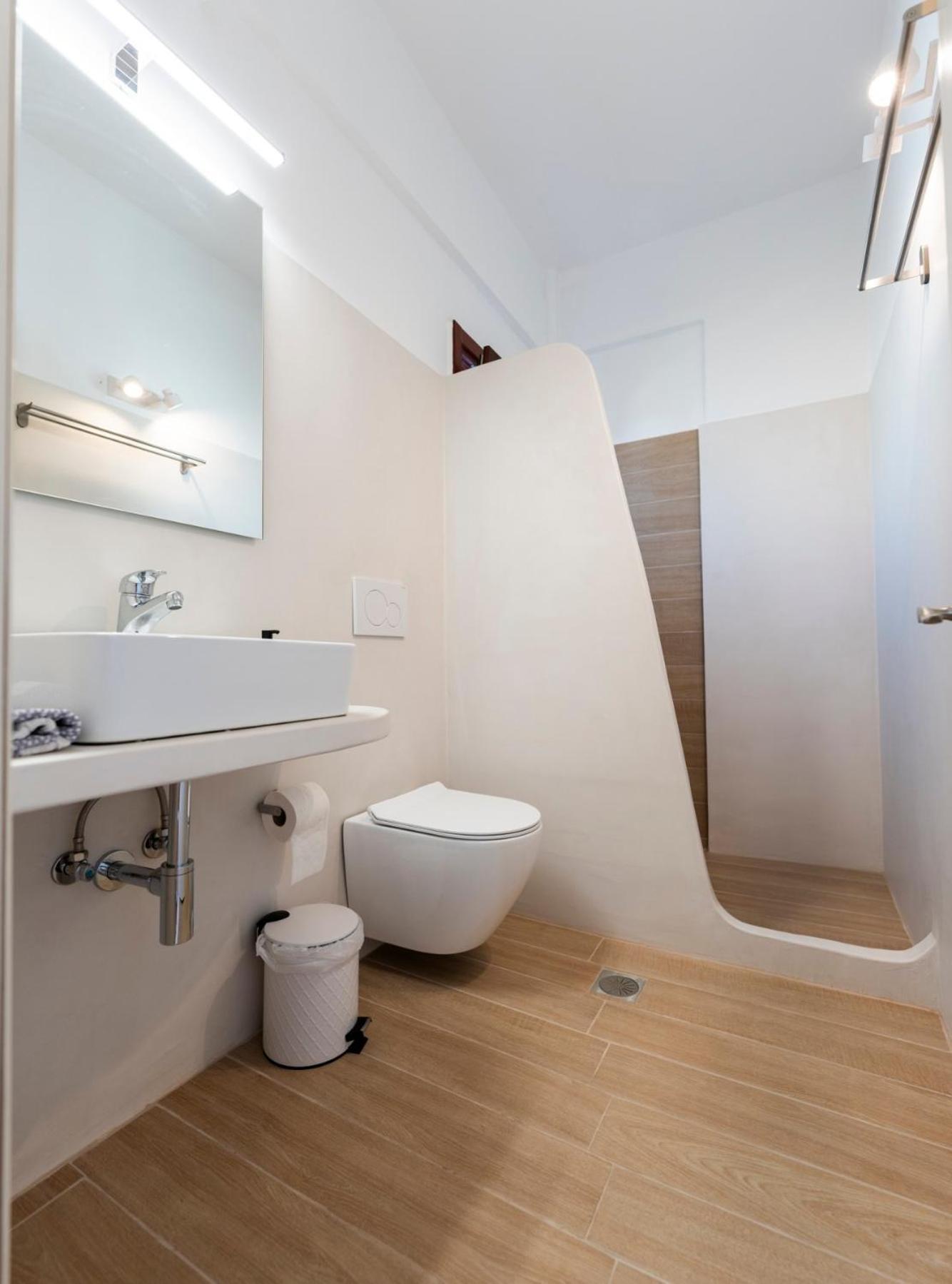 Ligaries Aparthotel Kini Екстериор снимка